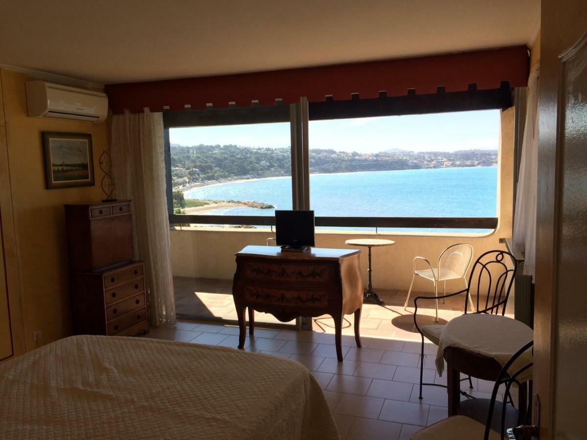 Villa La Lezardiere Bandol Bagian luar foto
