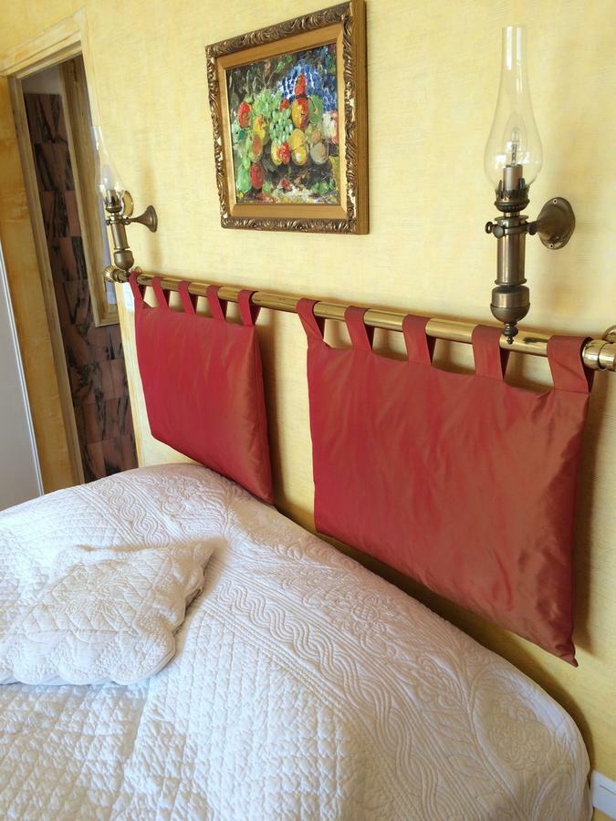 Villa La Lezardiere Bandol Bagian luar foto